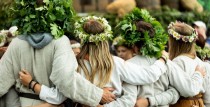 Arī Popē ieskanēsies starptautiskais folkloras festivāls 