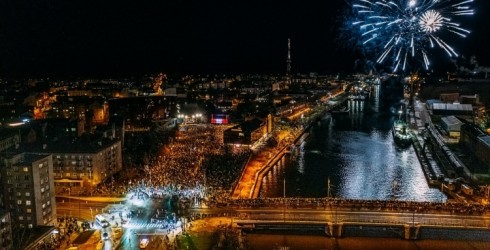 18. novembra svētku koncertā Liepājā varonība un vīrišķība savīsies ar rūpēm un sievišķīgo spēku