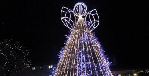 LĪDZ 11. DECEMBRIM AICINA PIETEIKT BĒRNUS ZIEMASSVĒTKU EGLĪTES PASĀKUMIEM KULTŪRAS CENTRĀ