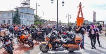 Ventspils ielās rūks motori jau divdesmit trešo sezonu motobraucēju saietā “Kurland Bike Meet 2026”