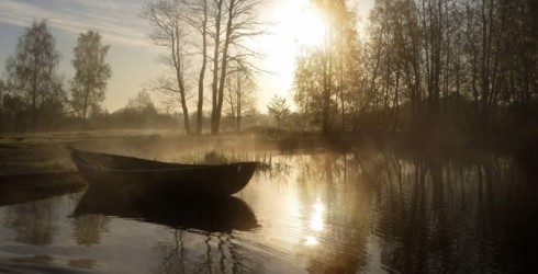 Tāšu ezers vilina makšķerniekus