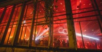 27. maijā leģendārajā klubā “Kursa” ar karstu ballīti un nakts koncertu svinēs koncertdārza “Pūt, vējiņi!” atklāšanu