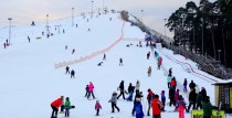 The beginner slope on the snow hill is now available!