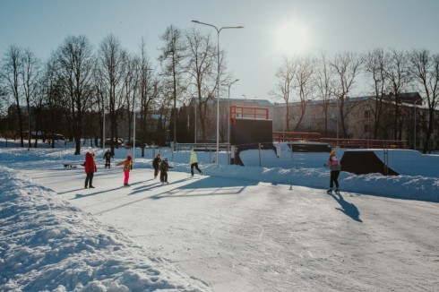 Baudi ziemu Saldū – slidotava, slēpošana un aktīva atpūta pieejama arī pie mums