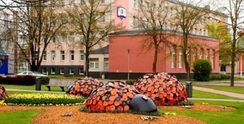 LABDARĪBAS KONCERTS 3. VIDUSSKOLAS SKOLNIEKA ATBALSTAM