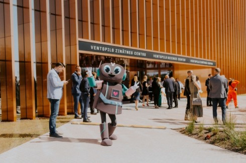 Ar bagātīgu svētku programmu tiks atzīmēta Ventspils zinātnes centra VIZIUM 1. gada jubileja