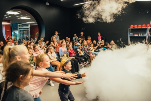 Klases ekskursijā uz jauno Ventspils zinātnes centru VIZIUM