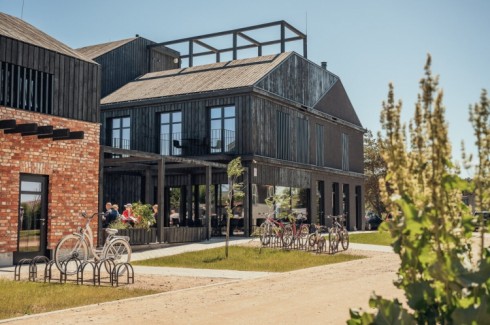 Viesnīca un restorāns "OTTO Hotel & Sun"